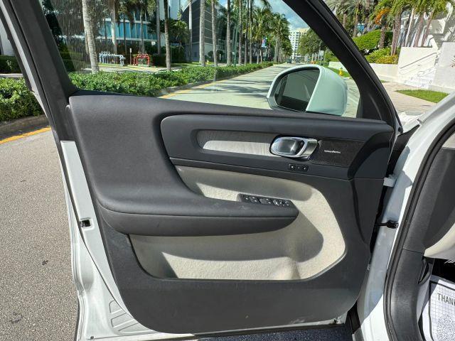 used 2024 Volvo XC40 car, priced at $31,491