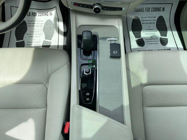 used 2023 Volvo XC60 car, priced at $25,991