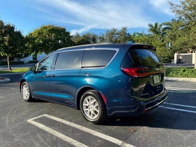used 2022 Chrysler Pacifica car, priced at $31,491