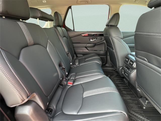 new 2025 Honda Pilot car, priced at $47,325