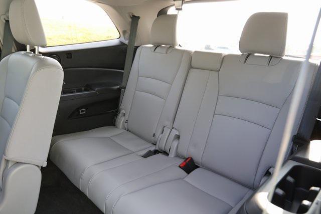 used 2017 Honda Pilot car, priced at $23,000