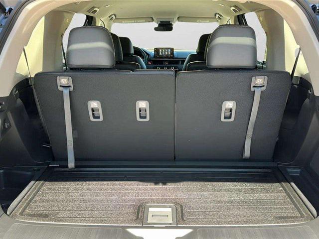 new 2025 Honda Pilot car, priced at $46,050