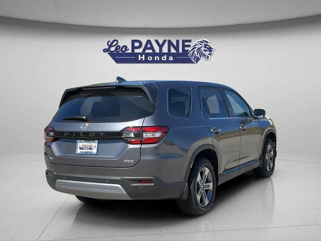 new 2025 Honda Pilot car, priced at $46,050