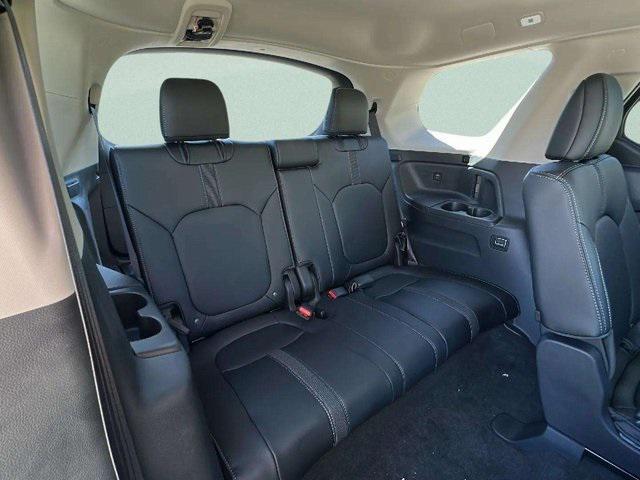 new 2025 Honda Pilot car, priced at $46,050