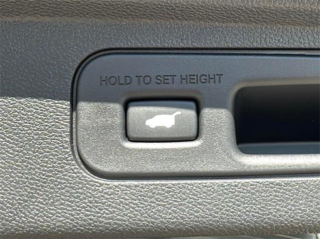 new 2026 Honda Odyssey car, priced at $43,890