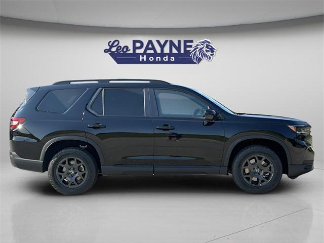 new 2025 Honda Pilot car, priced at $49,895