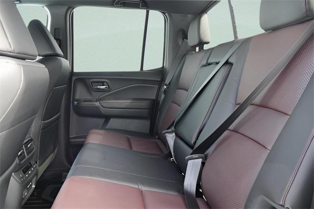new 2025 Honda Ridgeline car, priced at $44,237