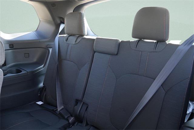 new 2025 Honda Pilot car, priced at $43,750