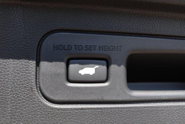 new 2025 Honda Pilot car, priced at $53,405