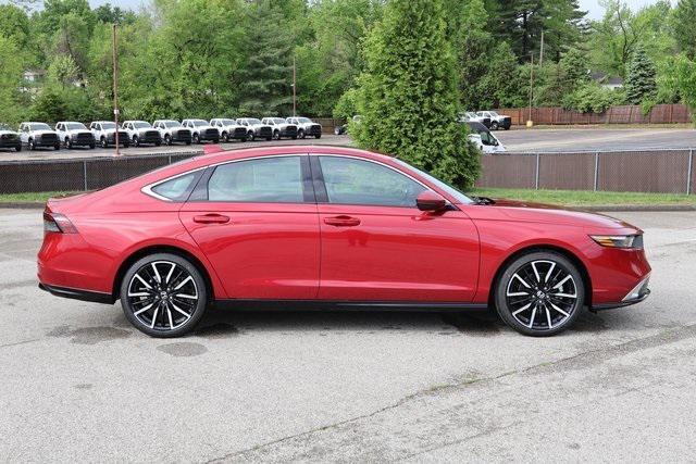 new 2025 Honda Accord Hybrid car, priced at $40,405
