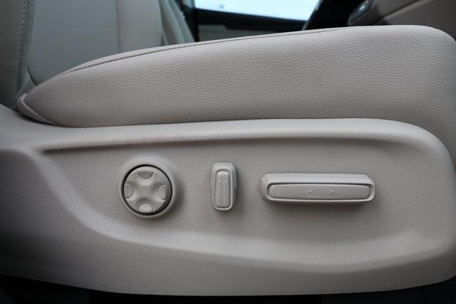 new 2025 Honda Odyssey car, priced at $43,925