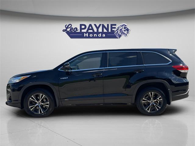 used 2019 Toyota Highlander Hybrid car, priced at $16,000