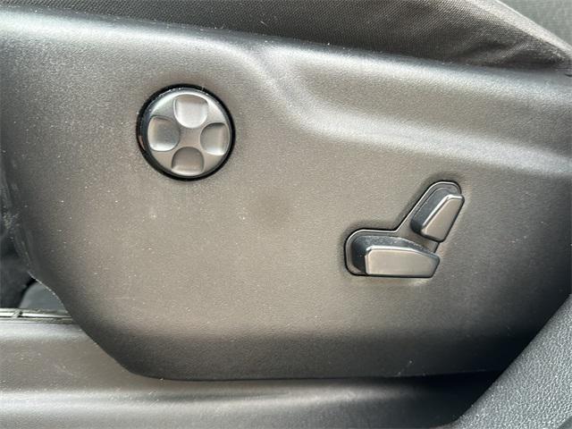 used 2020 Jeep Grand Cherokee car, priced at $18,200