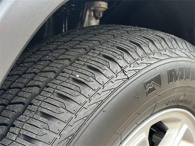 used 2020 Jeep Grand Cherokee car, priced at $18,200