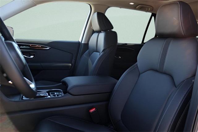 new 2025 Honda Pilot car, priced at $49,014