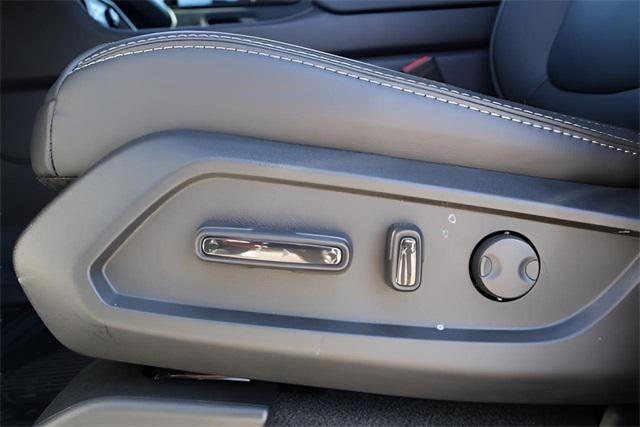 new 2025 Honda Pilot car, priced at $49,014