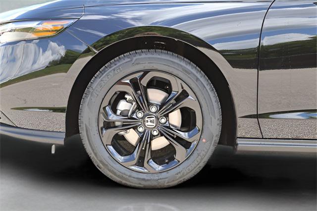new 2025 Honda Accord car, priced at $29,463