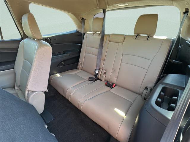 used 2020 Honda Pilot car, priced at $25,000