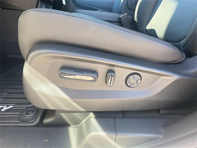 new 2026 Honda Odyssey car, priced at $45,940