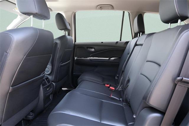 used 2022 Honda Pilot car, priced at $34,000
