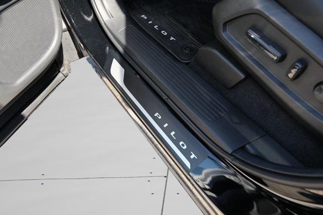 new 2025 Honda Pilot car, priced at $55,750