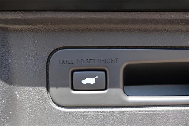 new 2025 Honda Pilot car, priced at $55,750