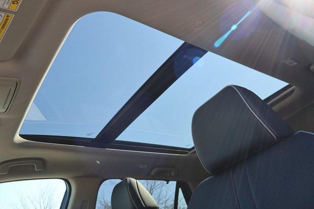 new 2025 Honda Pilot car, priced at $55,750