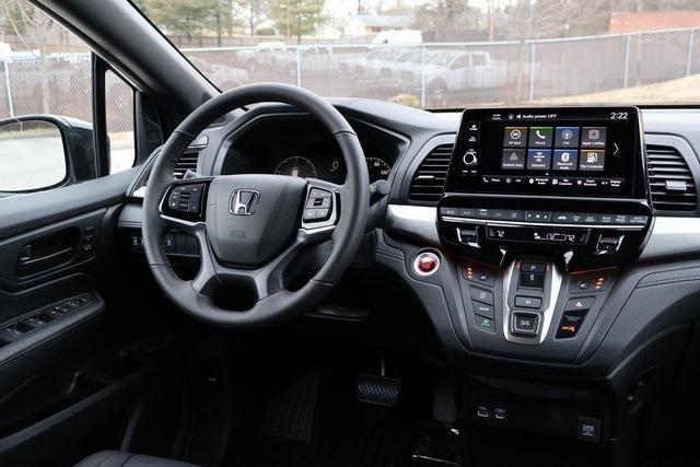 new 2025 Honda Odyssey car, priced at $45,075