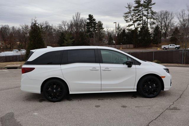 new 2025 Honda Odyssey car, priced at $45,075