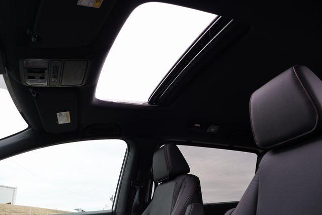 new 2025 Honda Odyssey car, priced at $45,075