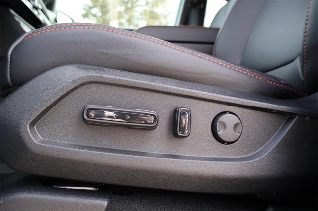 new 2025 Honda Pilot car, priced at $63,876