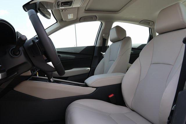 new 2025 Honda Accord Hybrid car, priced at $39,905