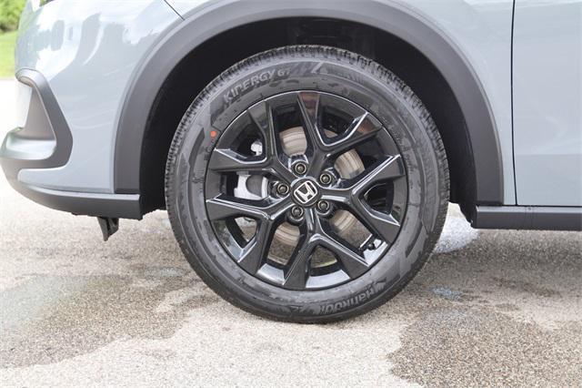new 2025 Honda HR-V car, priced at $30,050