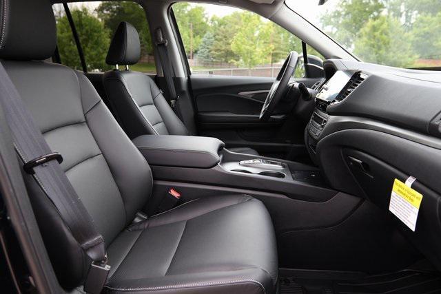 used 2025 Honda Ridgeline car, priced at $42,500