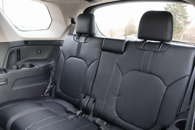 new 2025 Honda Pilot car, priced at $47,235