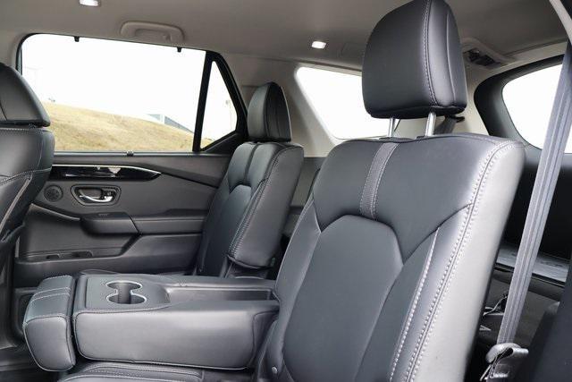 new 2025 Honda Pilot car, priced at $47,235