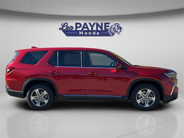 new 2025 Honda Pilot car, priced at $47,050