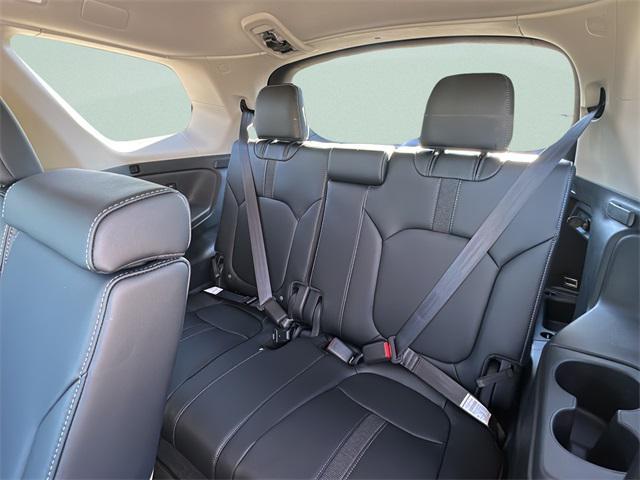 new 2025 Honda Pilot car, priced at $47,050