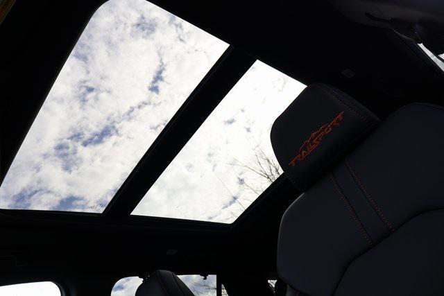 new 2025 Honda Pilot car, priced at $50,350