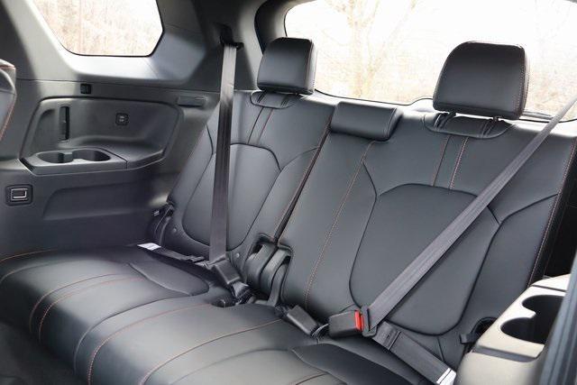 new 2025 Honda Pilot car, priced at $50,350