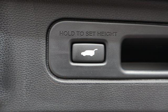 new 2025 Honda Pilot car, priced at $50,350