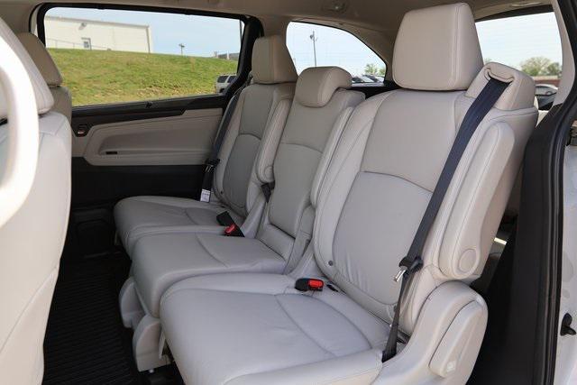 new 2025 Honda Odyssey car, priced at $44,910