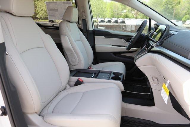 new 2025 Honda Odyssey car, priced at $44,910