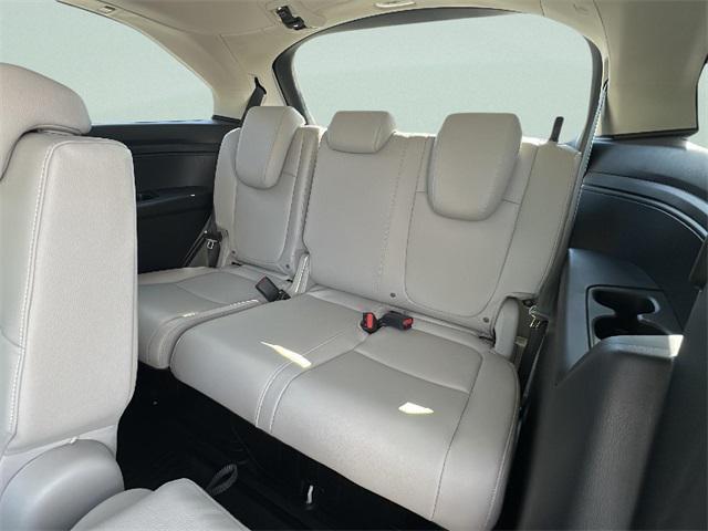 new 2026 Honda Odyssey car, priced at $43,326