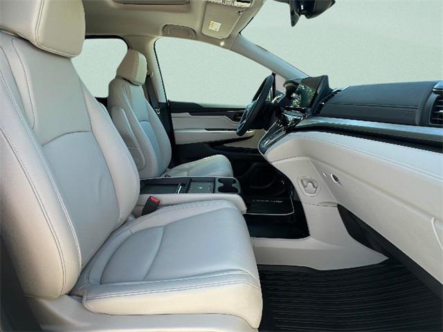 new 2026 Honda Odyssey car, priced at $43,326