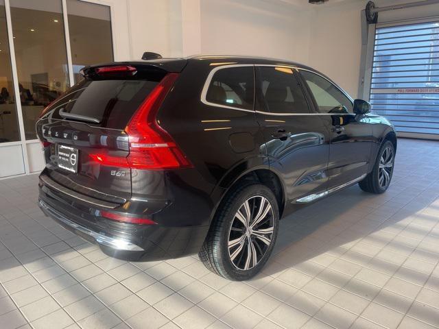 used 2022 Volvo XC60 car, priced at $38,497