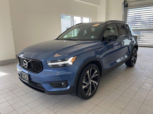 used 2020 Volvo XC40 car, priced at $27,898