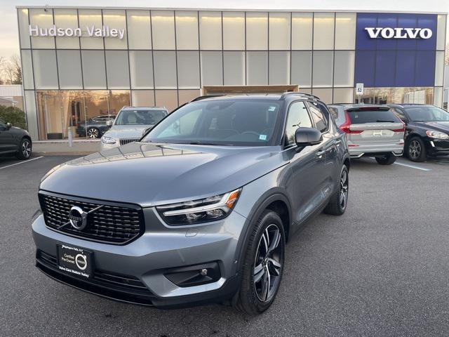 used 2019 Volvo XC40 car, priced at $21,899