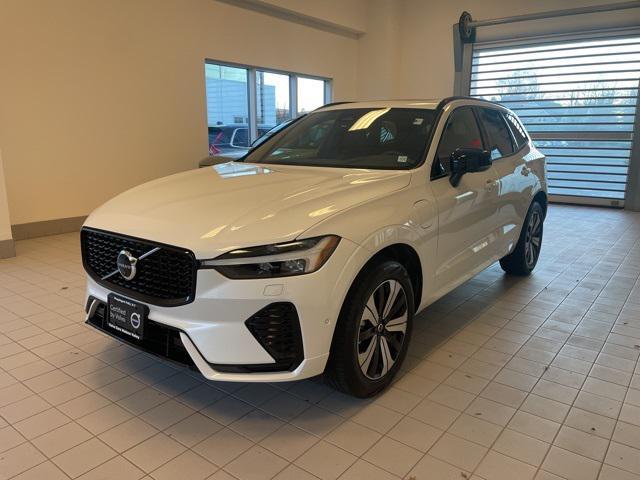 used 2024 Volvo XC60 Recharge Plug-In Hybrid car, priced at $62,899