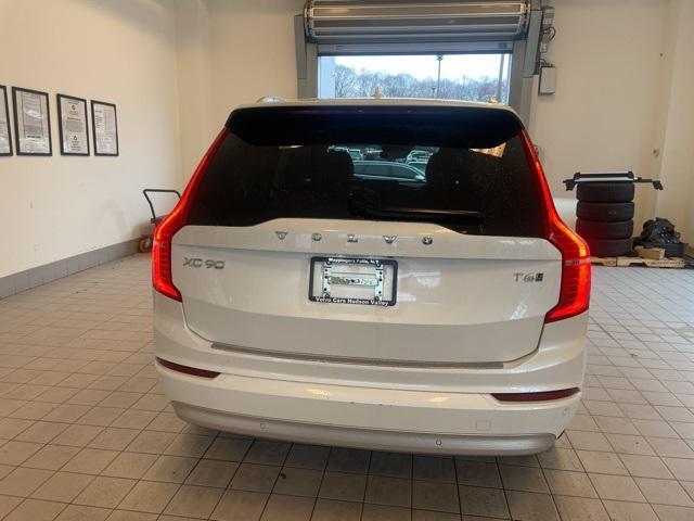 used 2022 Volvo XC90 car, priced at $37,891